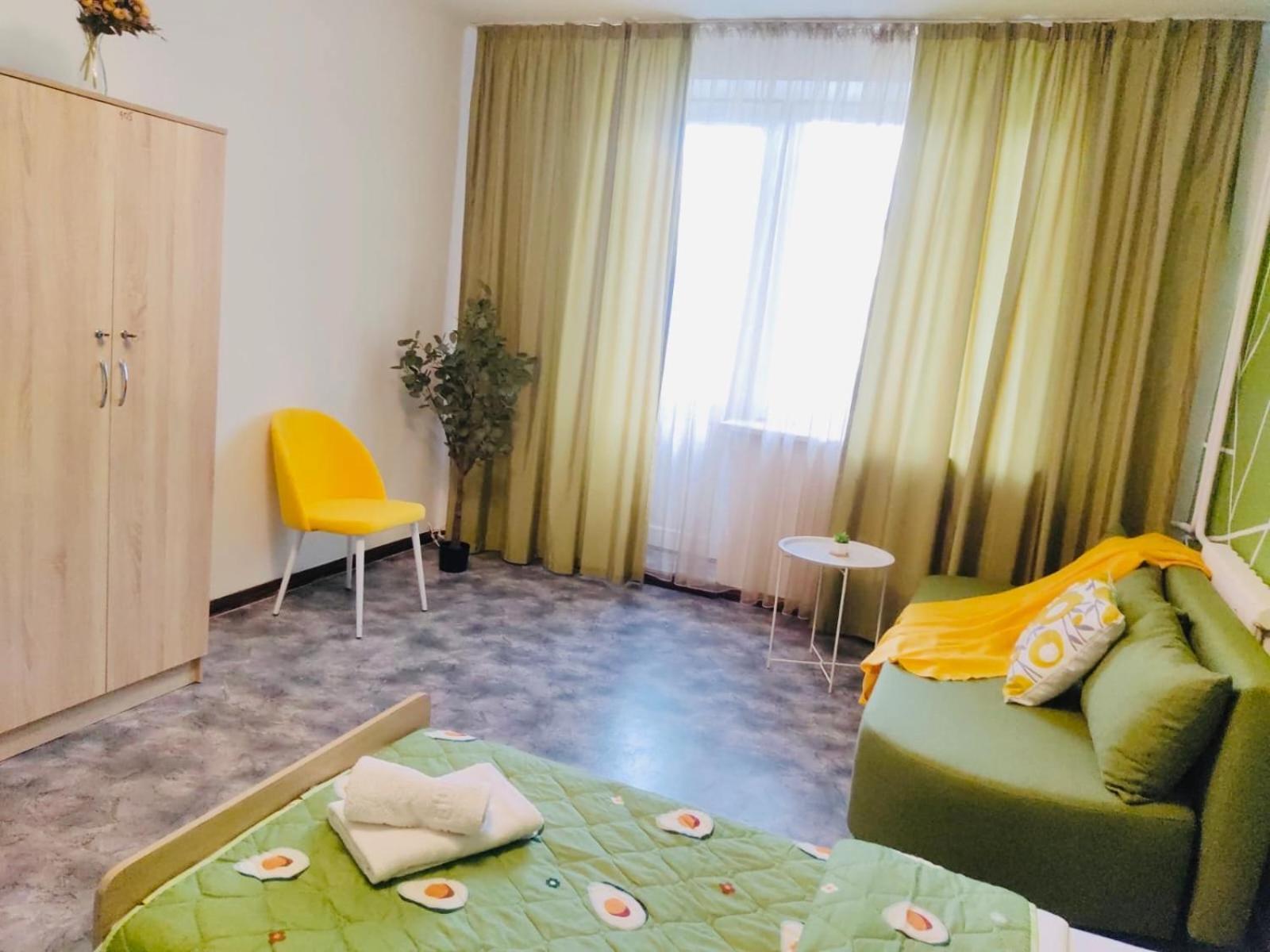 Like Home Apartments&Rooms Alma-Ata Buitenkant foto