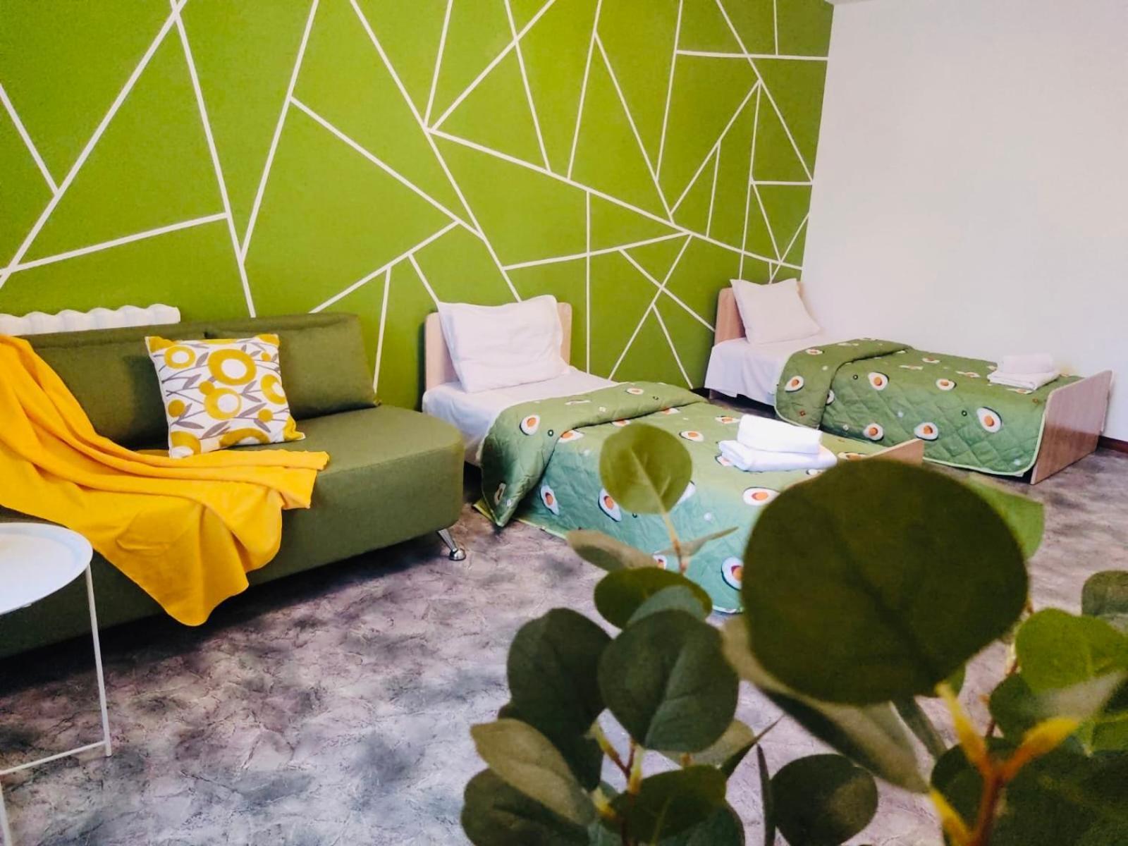 Like Home Apartments&Rooms Alma-Ata Buitenkant foto